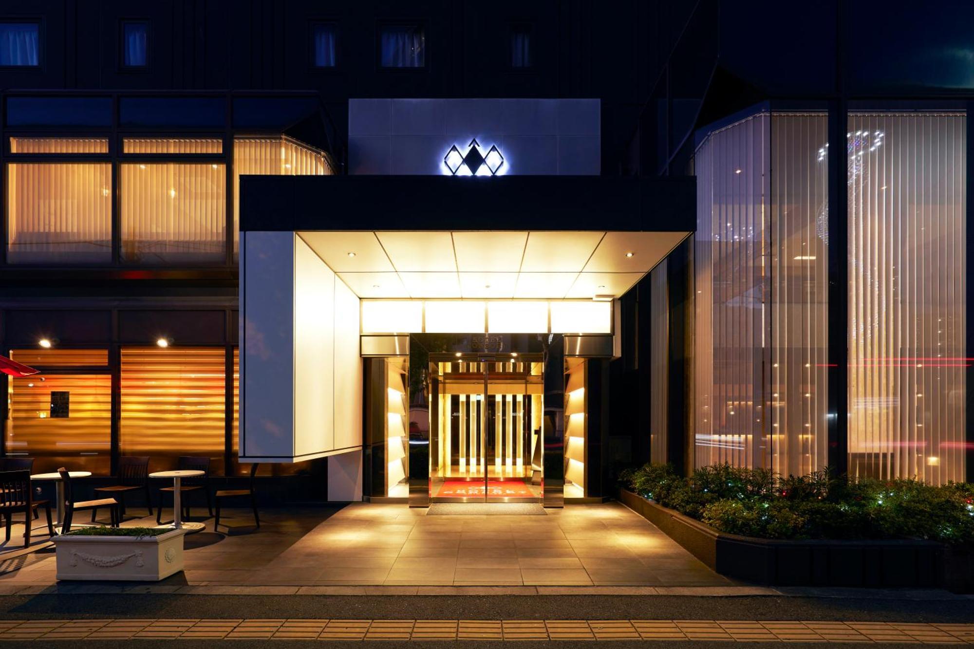 Hotel Consort Shin-Осака Екстериор снимка