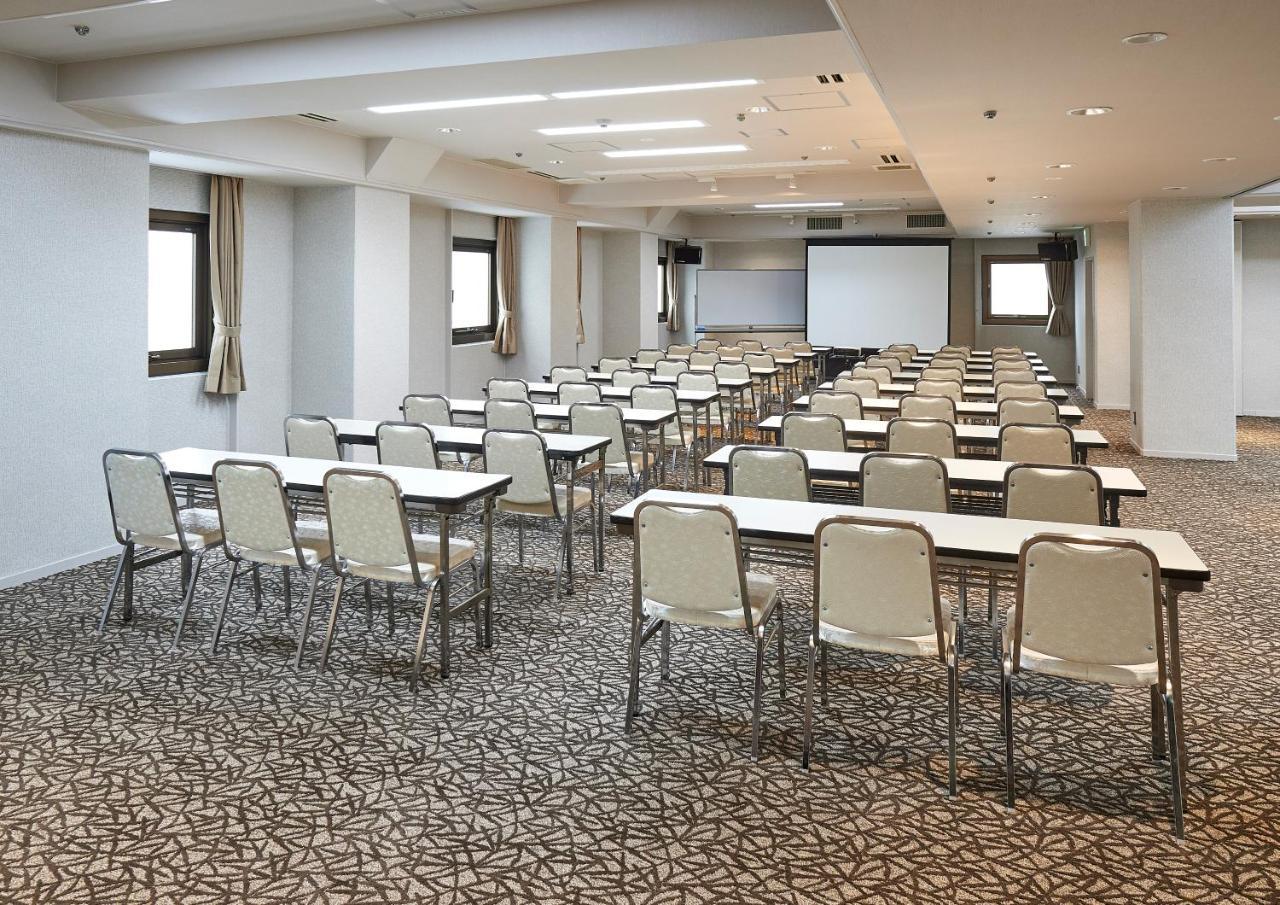 Hotel Consort Shin-Осака Екстериор снимка