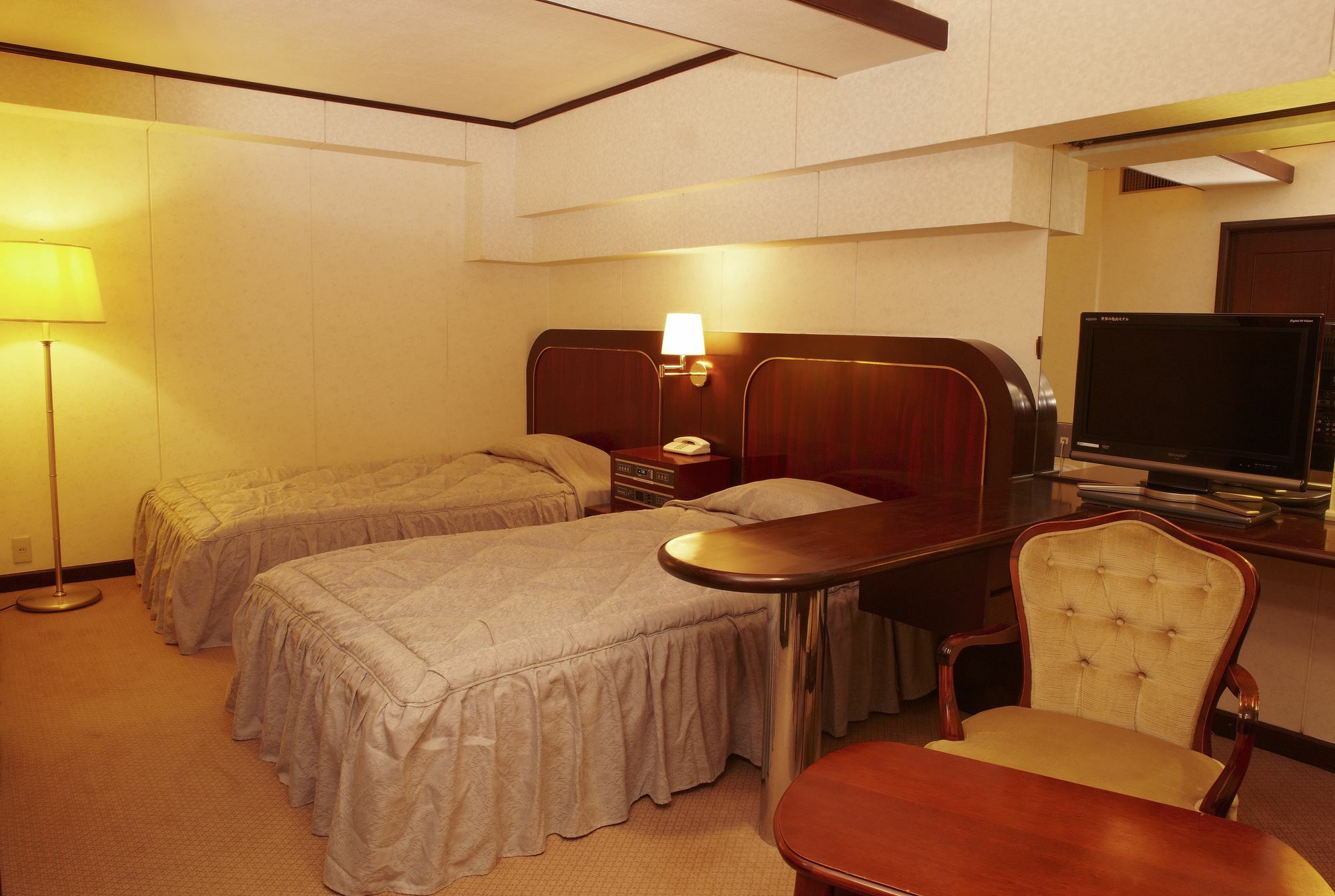 Hotel Consort Shin-Осака Екстериор снимка